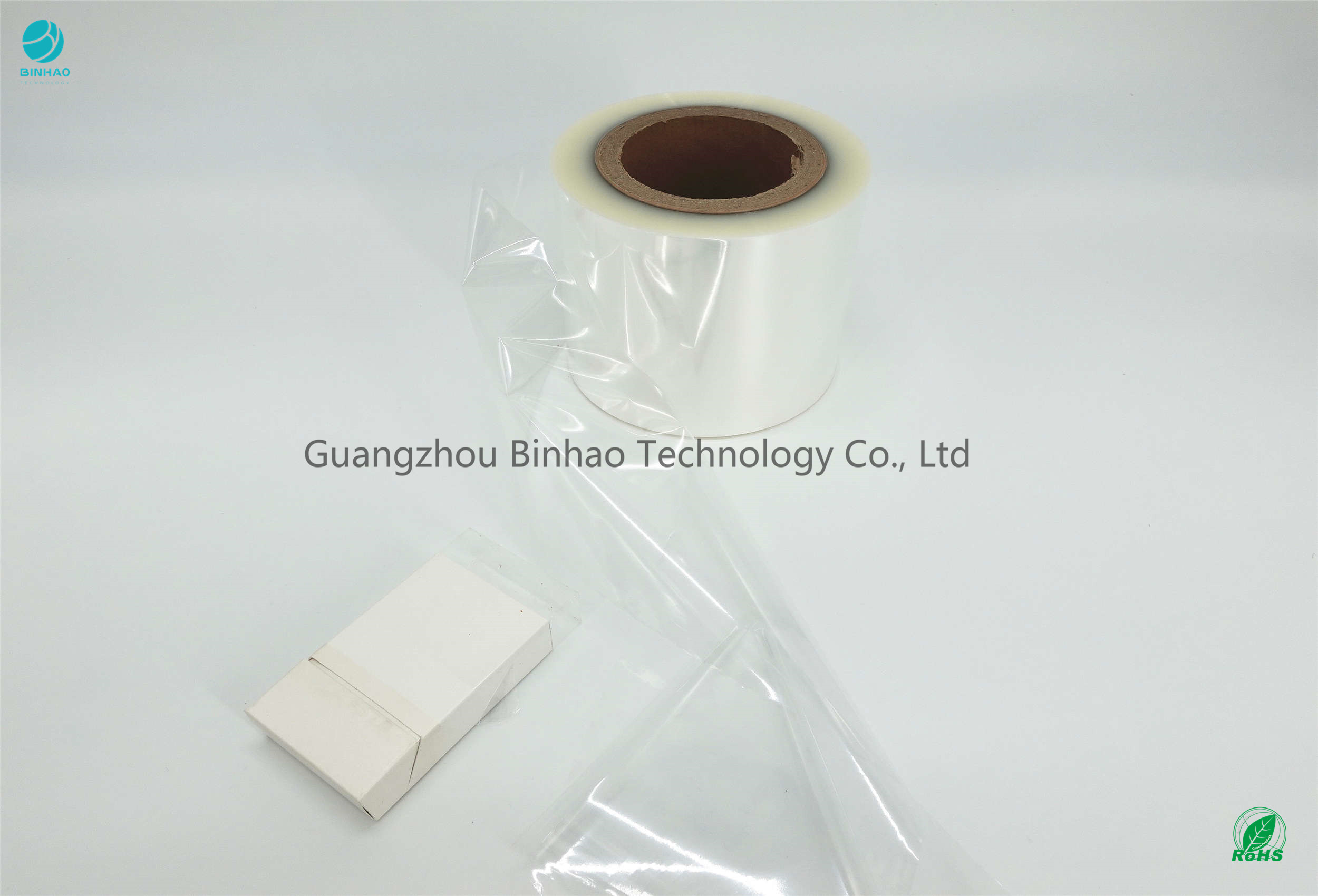 السيجارة التصفيح الحراري للاستقرار BOPP Film Roll شفاف كثافة العبوة الداخلية 0.91 جم / سم 3